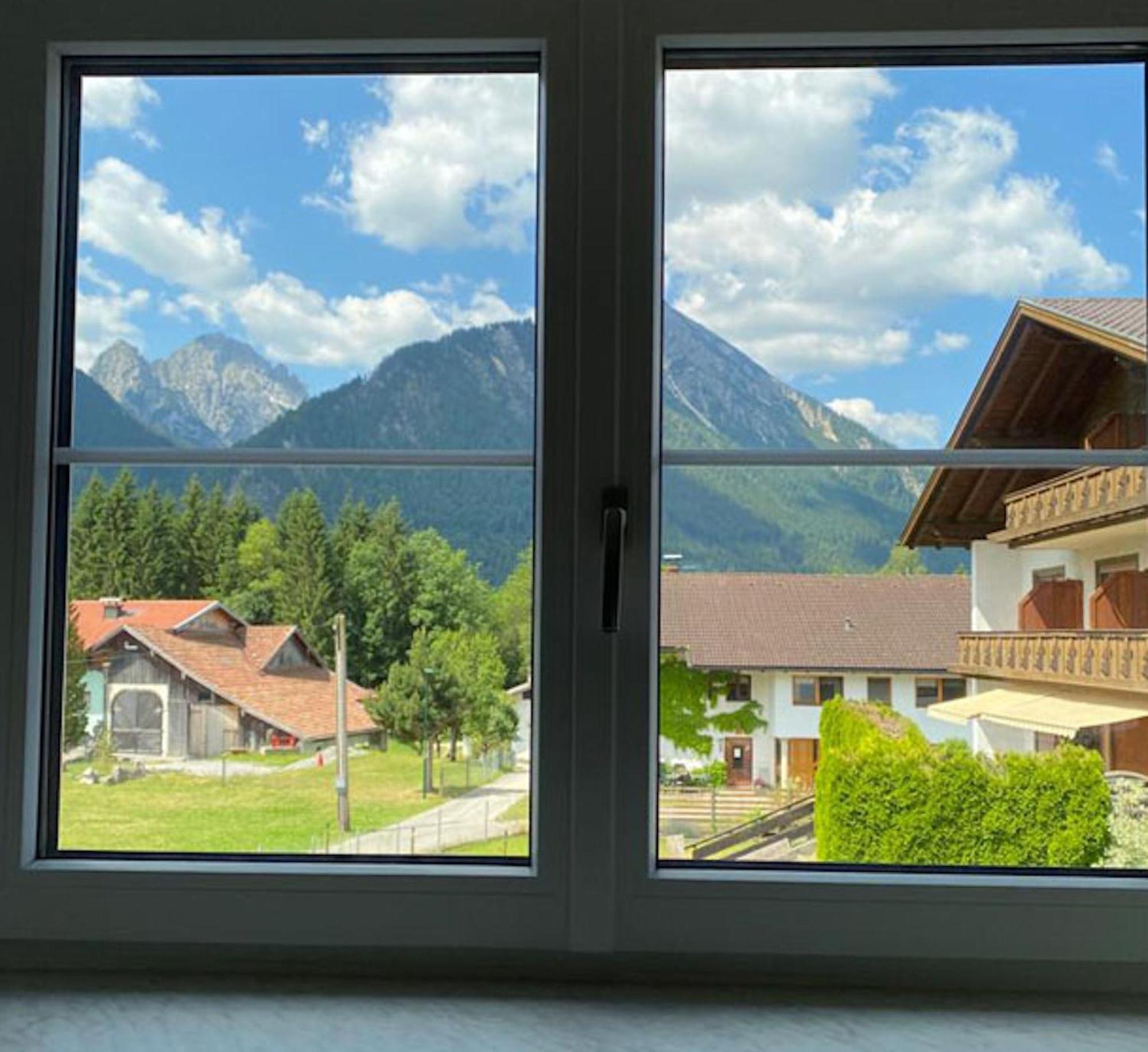 Alpenmotel Sauling Pinswang Exterior photo